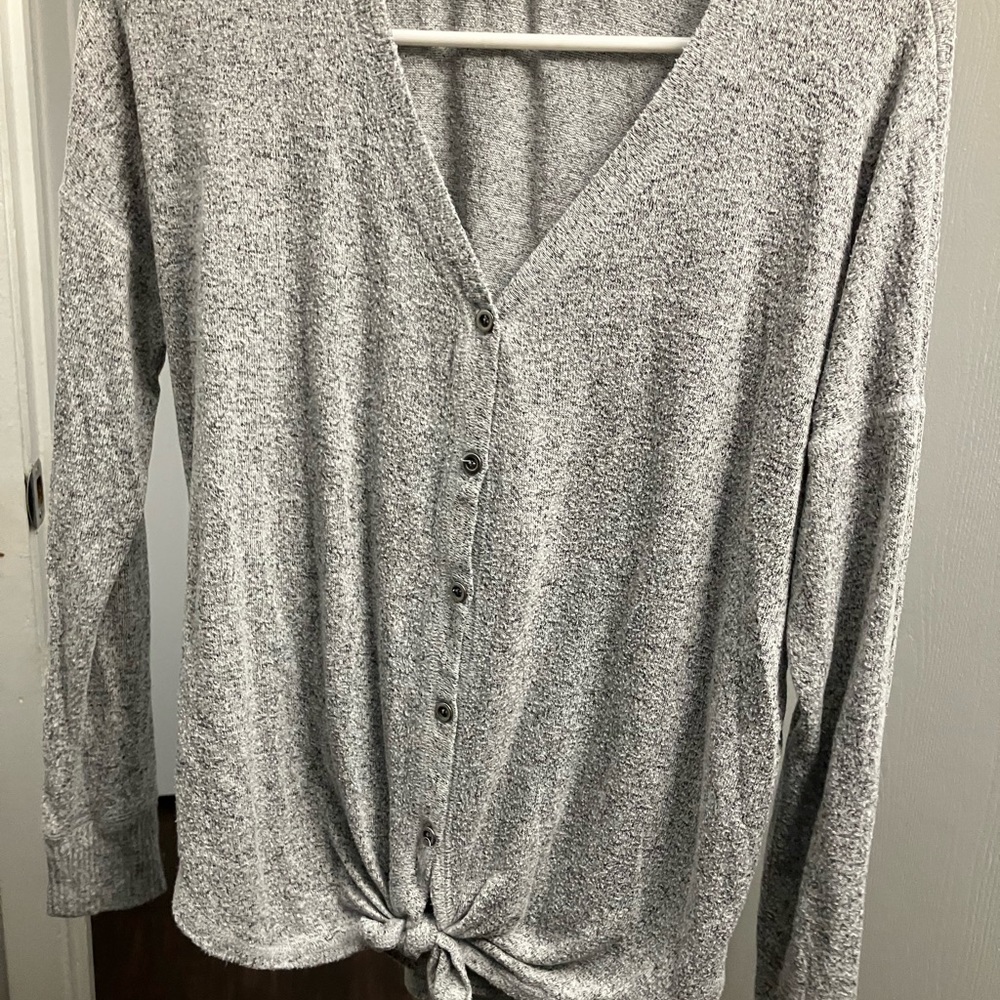Gray long sleeve top